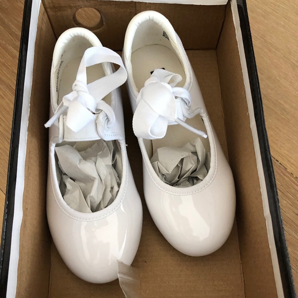 Girls tap shoes